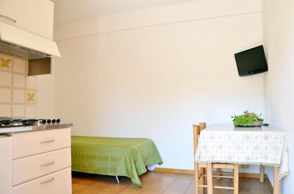 Appartamenti Marilise Porto Azzurro Quarto foto